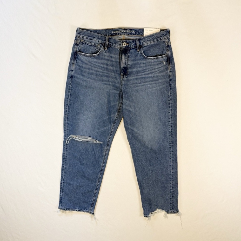 American Eagle 90s Straight Jeans Size 14R 32W High Rise Distressed Hem NWT